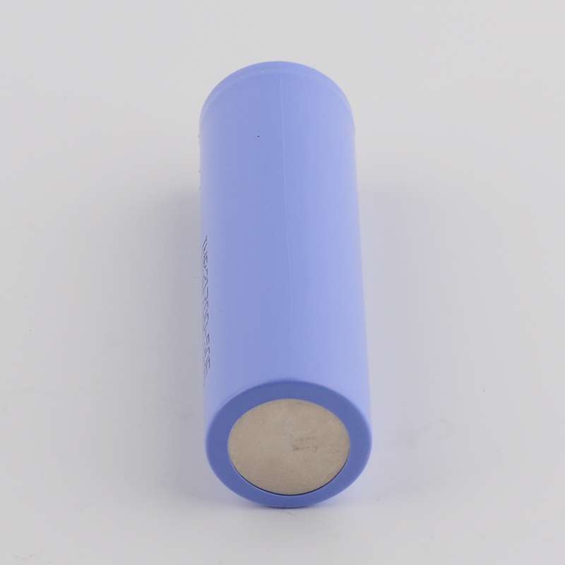 Vue du pôle positif Samsung 21700 50E lithium-ion